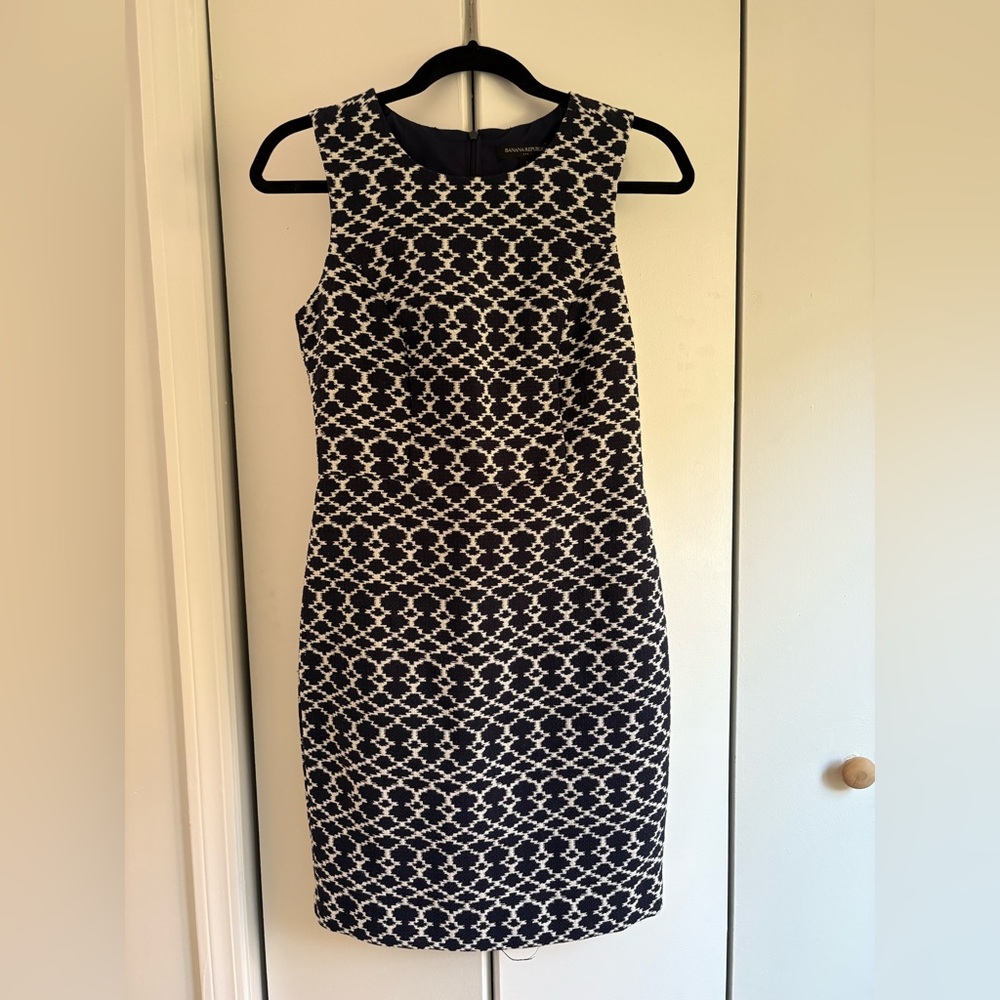 Banana Republic Navy and White Sheath Dress Size 2